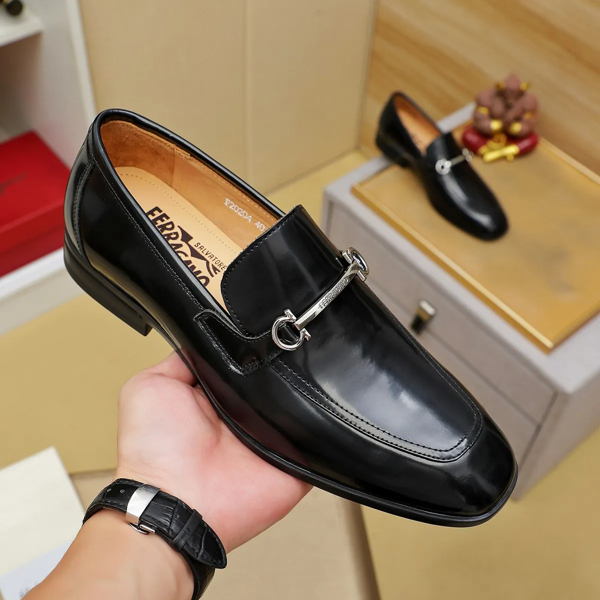 Men's Men's Shoes 260 Ferragamo [Ferragamo] top imported suit men's shoes 💯Original copy of the official website, product materials: selected imported embossed calfskin + luxury hardware buckle accessories ~ imported water-dyed cow 🐂 leather lining. Strong three-dimensional visual effect, original combination outsole, multiple colors available😘 Size: 38-45